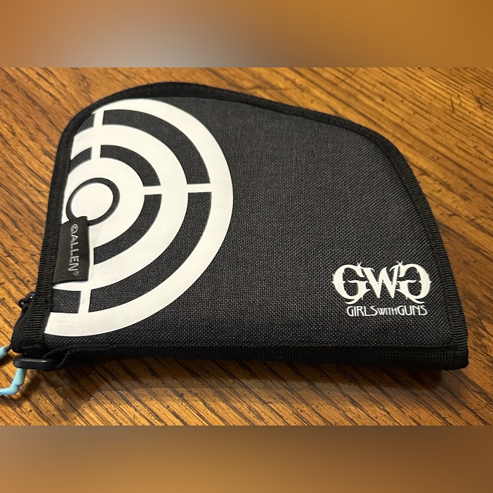 Girls With Guns Soft Pistol Case